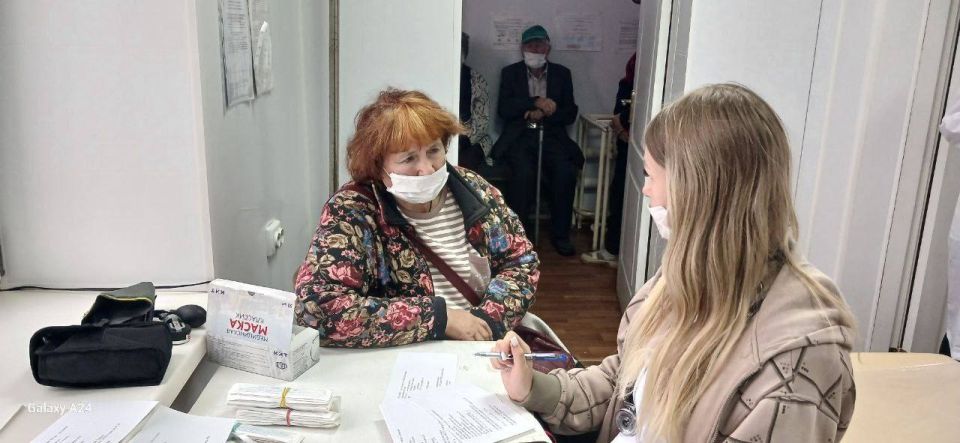 Жители с.Лобачево Славяносербского района (ЛНР) были осмотрены специалистом Славяносербской ЦРБ