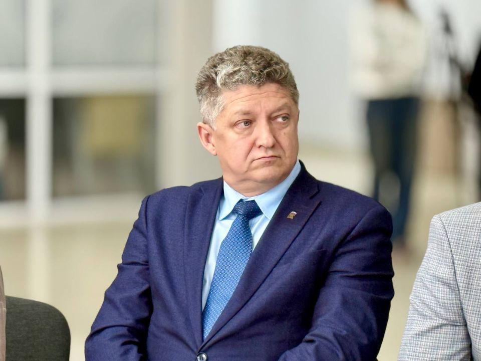 Александр Криеренко: РАБОТА С СЕМЬЯМИ В СОЦИАЛЬНО ОПАСНОМ ПОЛОЖЕНИИ Александр Криеренко: РАБОТА С СЕМЬЯМИ В СОЦИАЛЬНО ОПАСНОМ ПОЛОЖЕНИИ