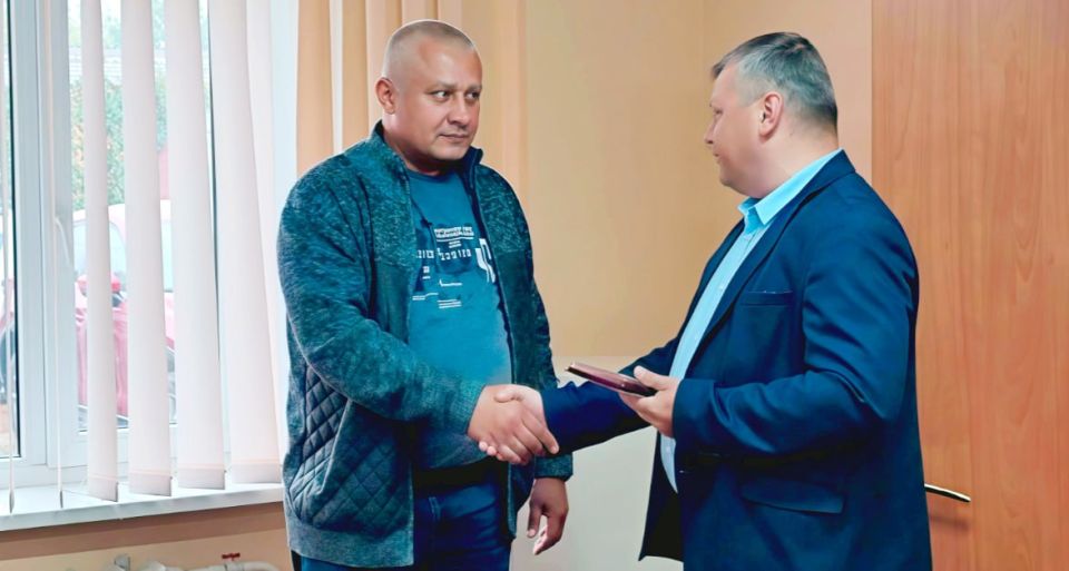 Директор Государственного бюджетного учреждения Луганской Народной Республики «Система 112» Александр Горячко награжден медалью «За верность долгу» Директор Государственного бюджетного учреждения Луганской Народной Республики «Система 112» Александр Горячко награжден медалью «За верность долгу»