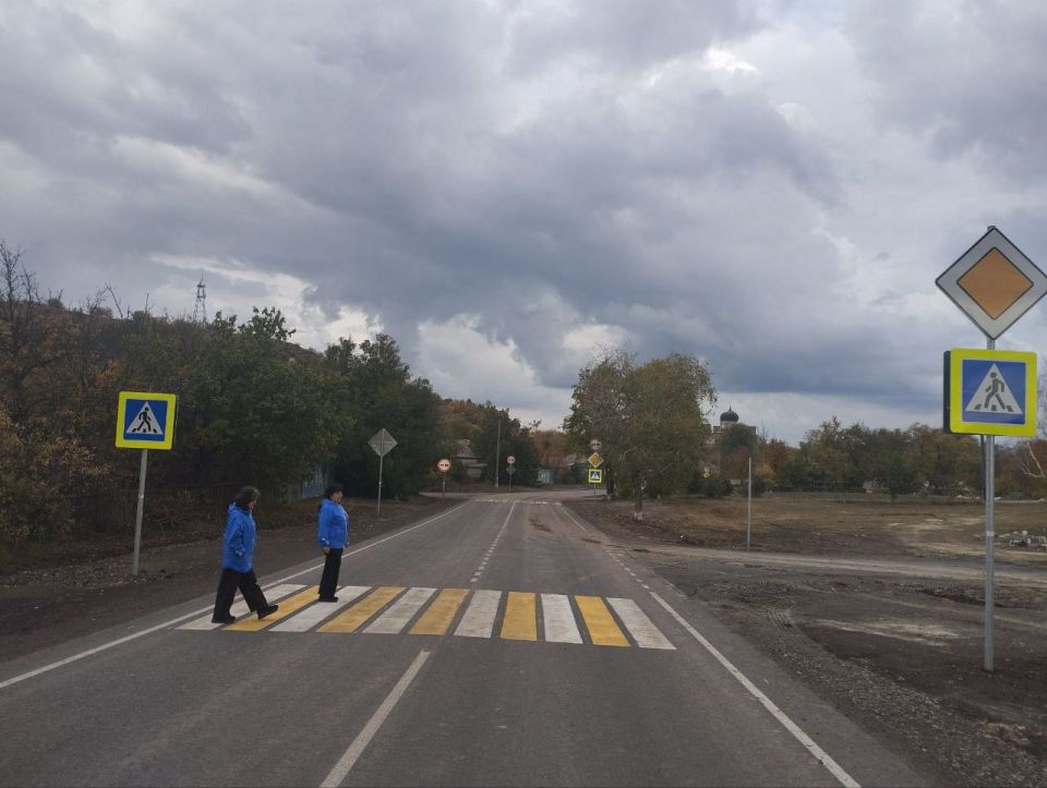 В рамках Народной программы активистами партии "Единая Россия" первичного отделения №7 с. Городище было проведено инспектирование ремонта дороги, проводимого в поддержку программ и проектов комплексного развития сельских... В рамках Народной программы активистами партии "Единая Россия" первичного отделения №7 с. Городище было проведено инспектирование ремонта дороги, проводимого в поддержку программ и проектов комплексного развития сельских...