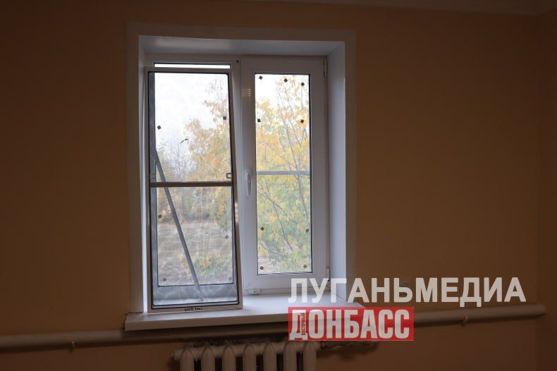 Благодаря помощи Республики Хакасия в Свердловском округе практически завершен капремонт Володарской СШ им. Олега Кошевого Благодаря помощи Республики Хакасия в Свердловском округе практически завершен капремонт Володарской СШ им. Олега Кошевого