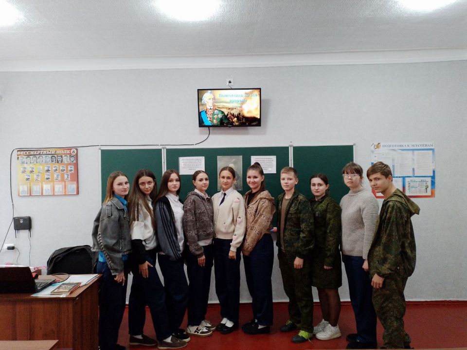 Портрет на фоне российской истории: «Суворов. Жизнь, ставшая легендой» Портрет на фоне российской истории: «Суворов. Жизнь, ставшая легендой»