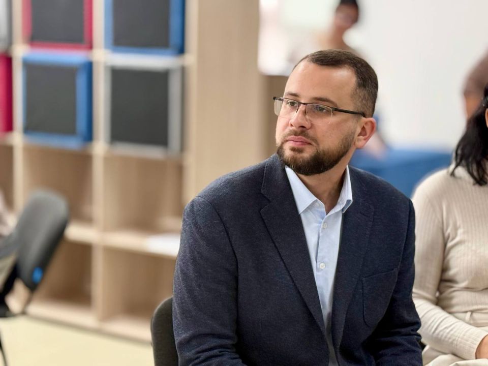 Александр Криеренко: РАБОТА С СЕМЬЯМИ В СОЦИАЛЬНО ОПАСНОМ ПОЛОЖЕНИИ Александр Криеренко: РАБОТА С СЕМЬЯМИ В СОЦИАЛЬНО ОПАСНОМ ПОЛОЖЕНИИ