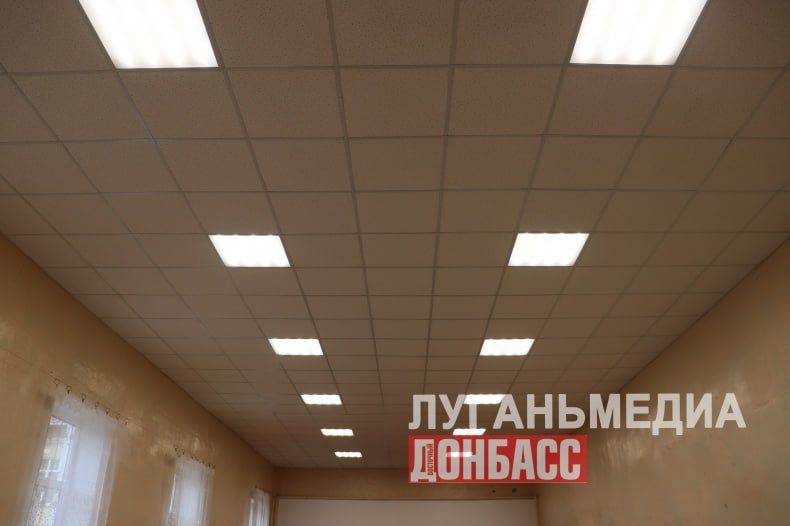 Благодаря помощи Республики Хакасия в Свердловском округе практически завершен капремонт Володарской СШ им. Олега Кошевого Благодаря помощи Республики Хакасия в Свердловском округе практически завершен капремонт Володарской СШ им. Олега Кошевого