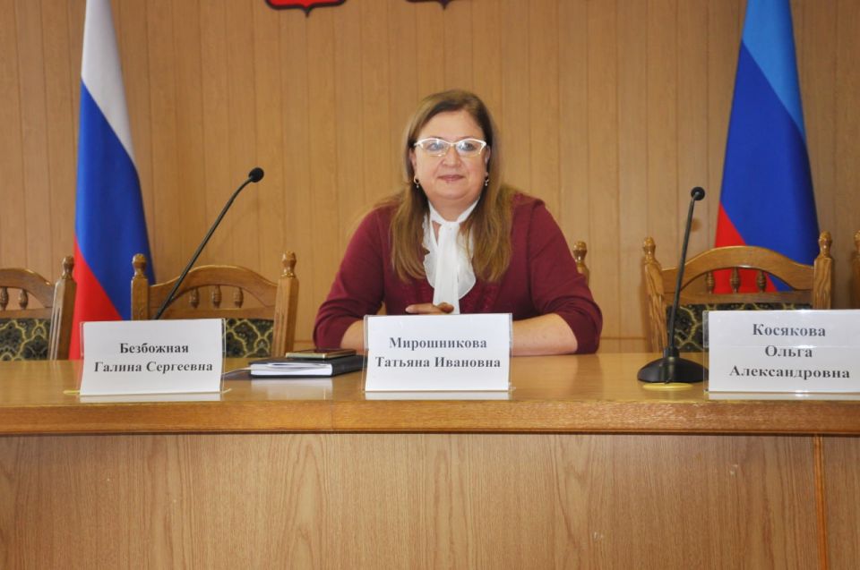 Проведено заседание Комиссии по делам несовершеннолетних и защите их прав Проведено заседание Комиссии по делам несовершеннолетних и защите их прав