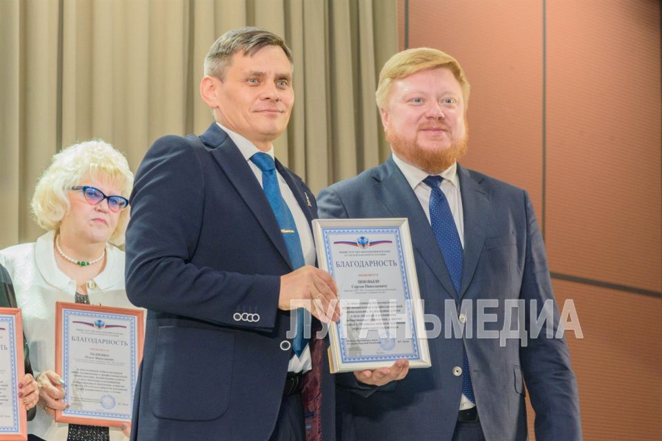 «Сердце отдаю детям»: учебно-воспитательное объединение «Академия детства» празднует 10-летний юбилей «Сердце отдаю детям»: учебно-воспитательное объединение «Академия детства» празднует 10-летний юбилей