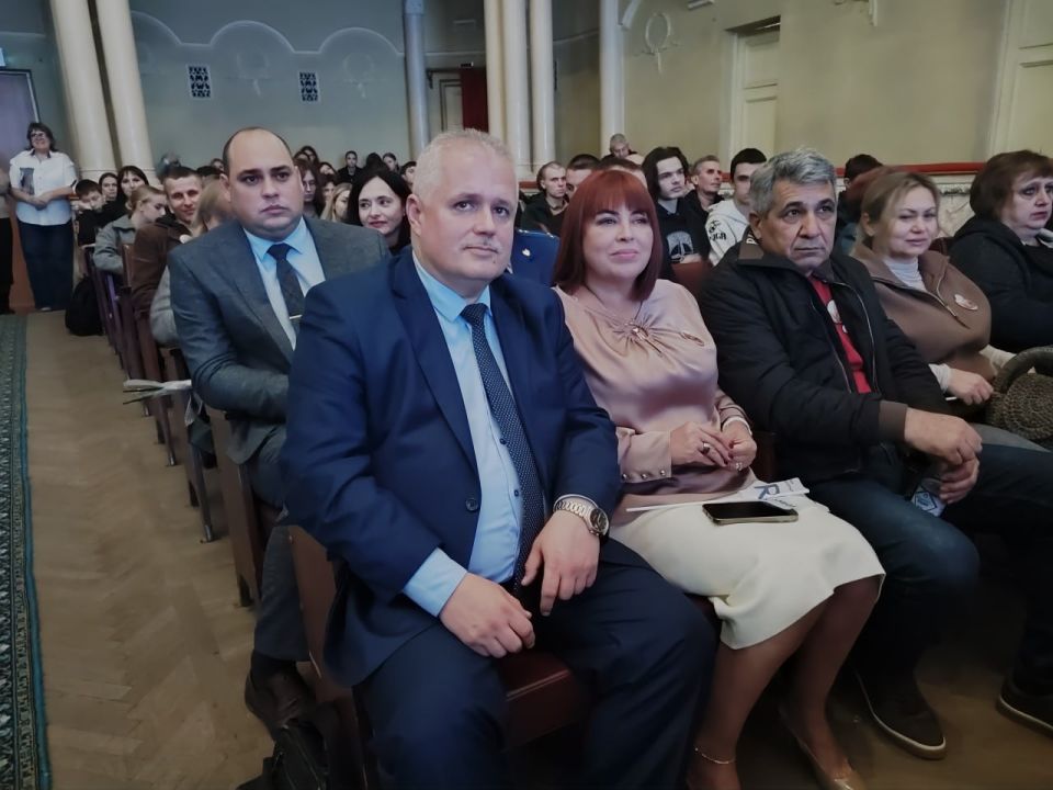 Константин Бутримов: 145 ЛЕТ ВЕРНОСТИ ПРОФЕССИИ И ОТЕЧЕСТВУ: ЮБИЛЕЙ ЛУГАНСКОГО КОЛЛЕДЖА СТРОИТЕЛЬСТВА, ЭКОНОМИКИ И ПРАВА Константин Бутримов: 145 ЛЕТ ВЕРНОСТИ ПРОФЕССИИ И ОТЕЧЕСТВУ: ЮБИЛЕЙ ЛУГАНСКОГО КОЛЛЕДЖА СТРОИТЕЛЬСТВА, ЭКОНОМИКИ И ПРАВА
