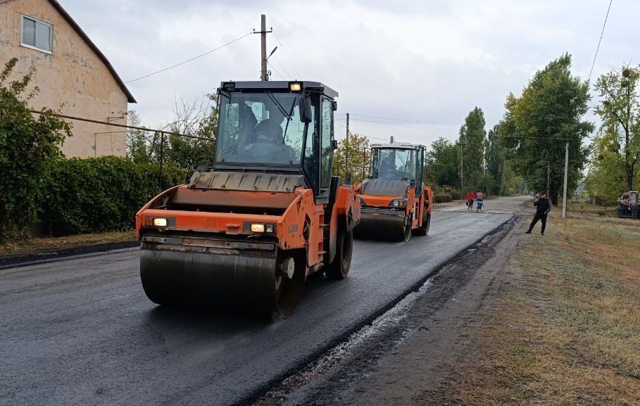 В Северодонецке восстанавливают дорогу между пгт Сиротино и Боровское В Северодонецке восстанавливают дорогу между пгт Сиротино и Боровское