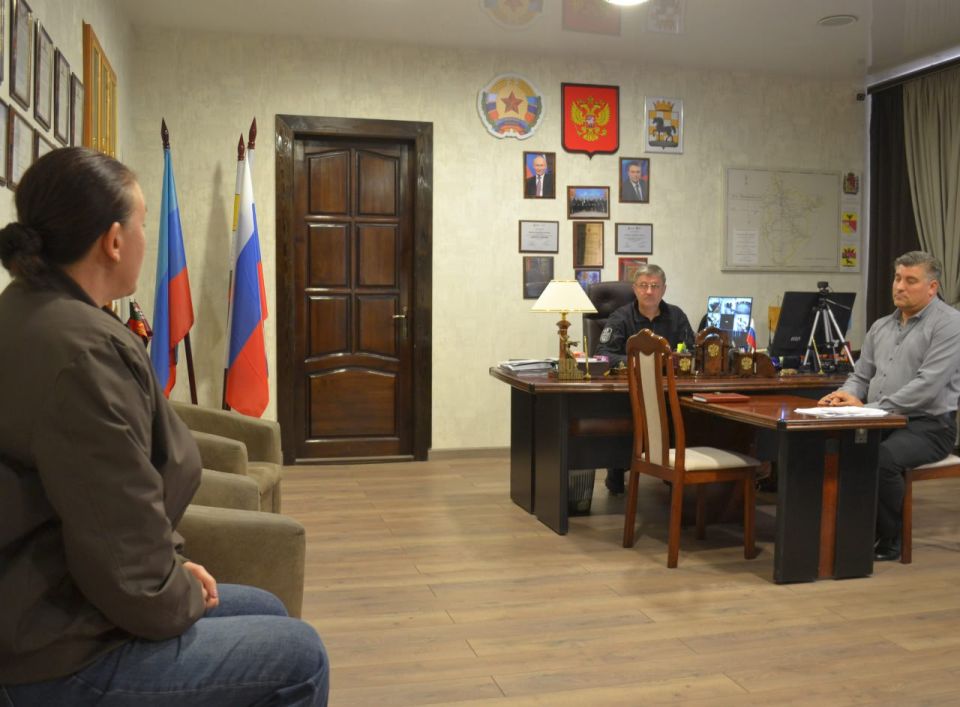 Глава Старобельского муниципального округа Владимир Чернев провел личный прием граждан Глава Старобельского муниципального округа Владимир Чернев провел личный прием граждан