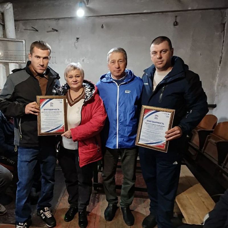 В преддверии Дня работников сельского хозяйства и перерабатывающей промышленности, по поручению Главы Администрации Беловодского муниципального округа, Секретаря местного отделения ВПП «Единая Россия» Виталия Коваленко... В преддверии Дня работников сельского хозяйства и перерабатывающей промышленности, по поручению Главы Администрации Беловодского муниципального округа, Секретаря местного отделения ВПП «Единая Россия» Виталия Коваленко...