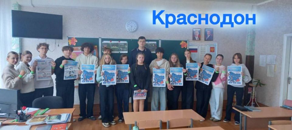 В колледжах, школах и детских садах Луганской Народной Республики автоинспекторы проводят уроки по безопасности дорожного движения В колледжах, школах и детских садах Луганской Народной Республики автоинспекторы проводят уроки по безопасности дорожного движения