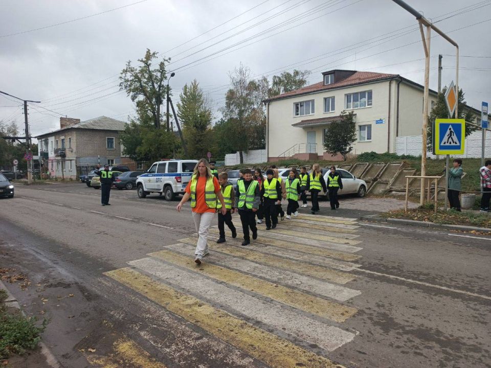 В Беловодске сотрудники Госавтоинспекции провели профилактическое мероприятие В Беловодске сотрудники Госавтоинспекции провели профилактическое мероприятие