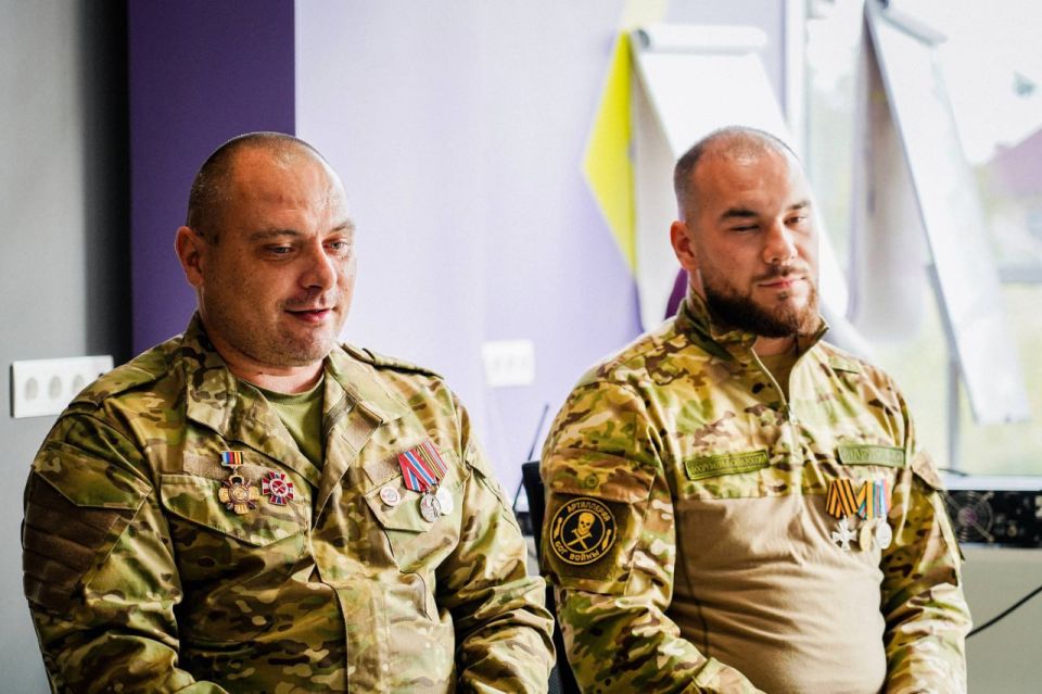 СВОим примером : «Диалоги с Героями» в ЛНР СВОим примером : «Диалоги с Героями» в ЛНР