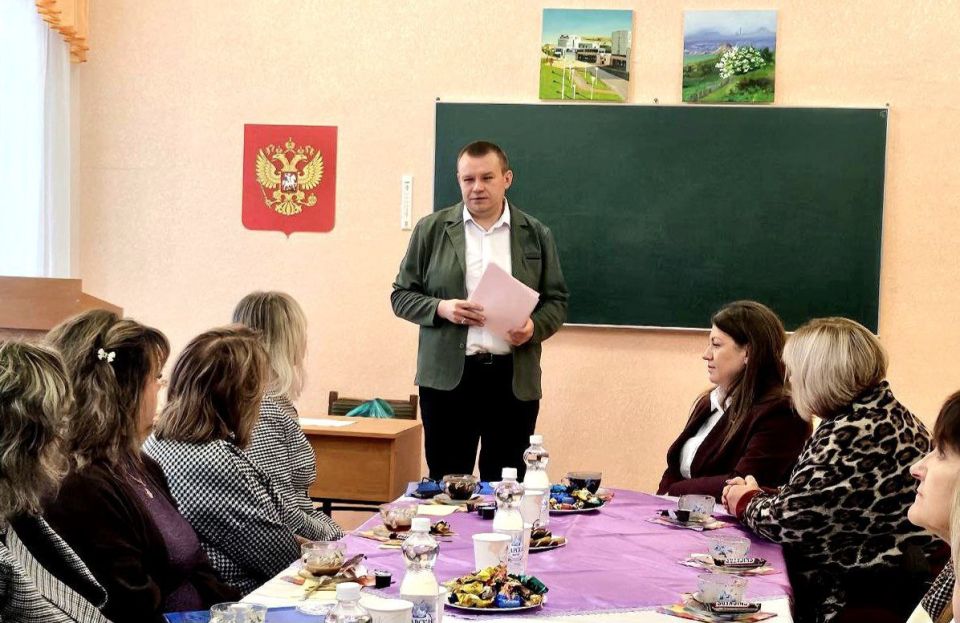 Константин Бутримов: В Брянке прошёл методический день в рамках проекта «Выбирай своё» партии «Единая Россия» Константин Бутримов: В Брянке прошёл методический день в рамках проекта «Выбирай своё» партии «Единая Россия»