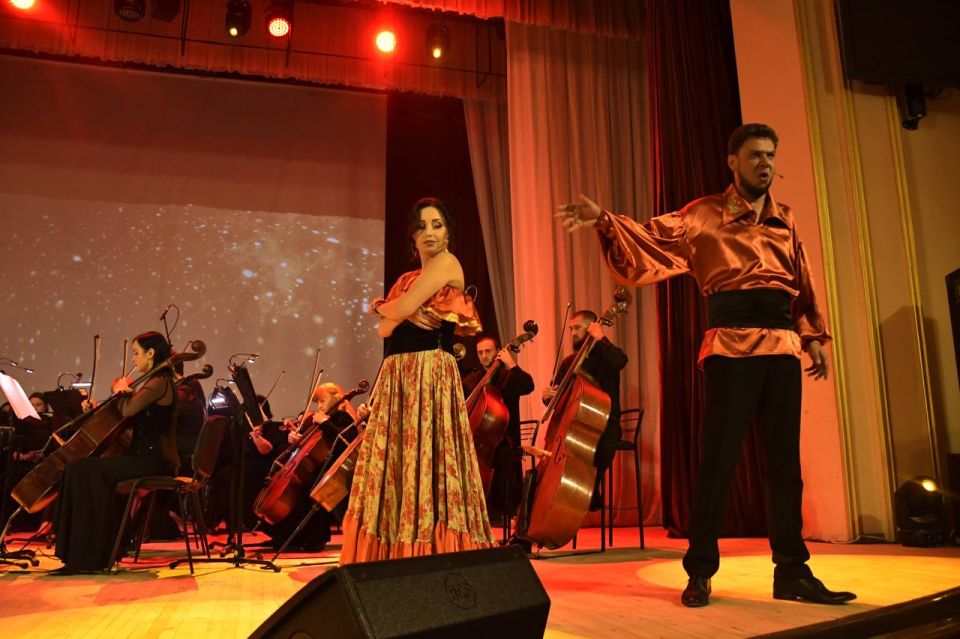 ������� � ������ � ������������� ������ � ��������� ����������