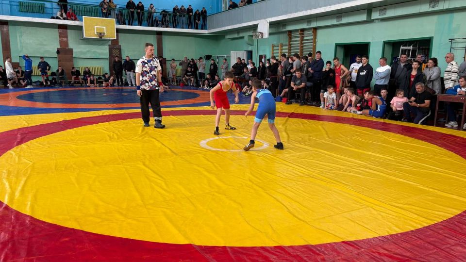 В Антраците состоялся масштабный спортивный праздник — Республиканский турнир по вольной борьбе памяти Мастера Спорта СССР Николая Михайловича Дьяченко В Антраците состоялся масштабный спортивный праздник — Республиканский турнир по вольной борьбе памяти Мастера Спорта СССР Николая Михайловича Дьяченко