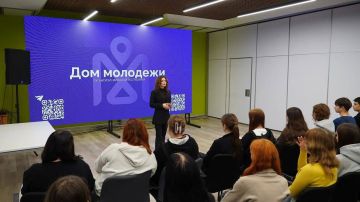 О вреде употребления наркотиков и последствиях за участие в преступной деятельности, связанной с незаконным оборотом наркотиков, столичным студентам рассказала представитель УНК регионального МВД