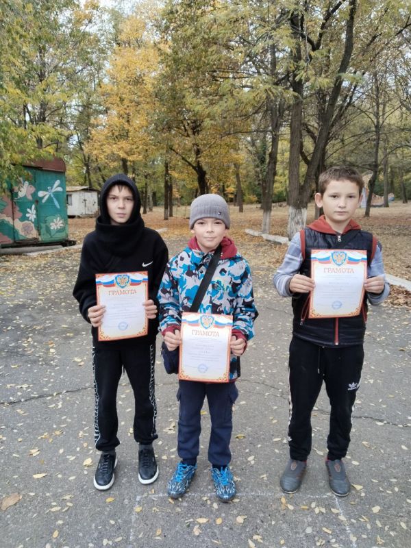 В поселке Краснодон состоялся турнир по игре в «Городки» В поселке Краснодон состоялся турнир по игре в «Городки»