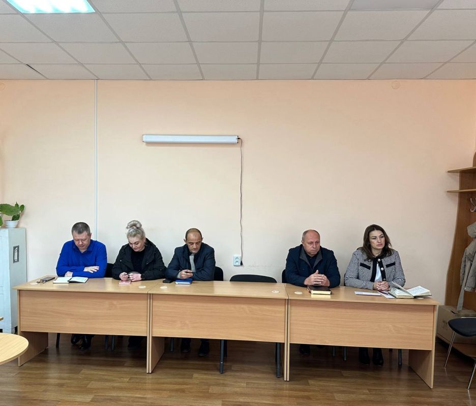 Открытый диалог и оперативное решение: в Ровеньках состоялся прием граждан Открытый диалог и оперативное решение: в Ровеньках состоялся прием граждан