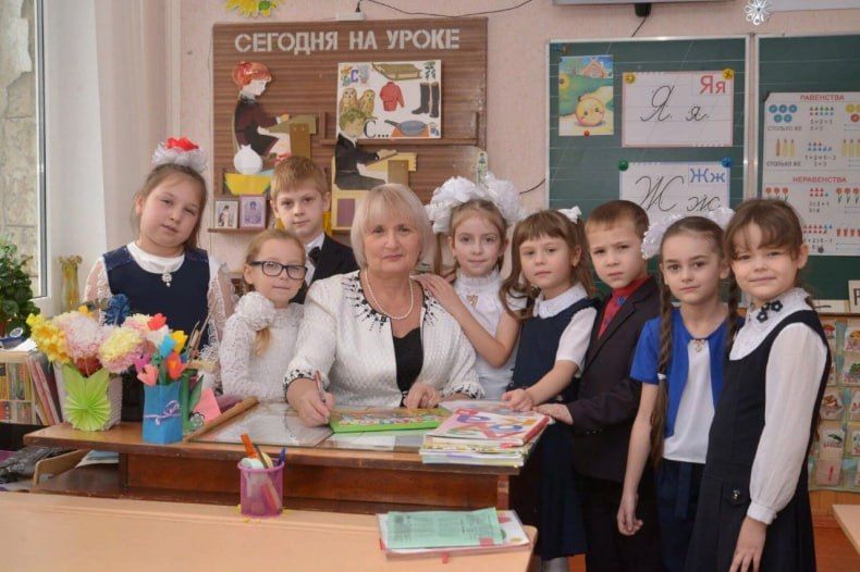 ОБЗОР ПРЕССЫ «ВОСТОЧНЫЙ ЭКСПРЕСС»: Таких школ было три на весь Союз ОБЗОР ПРЕССЫ «ВОСТОЧНЫЙ ЭКСПРЕСС»: Таких школ было три на весь Союз