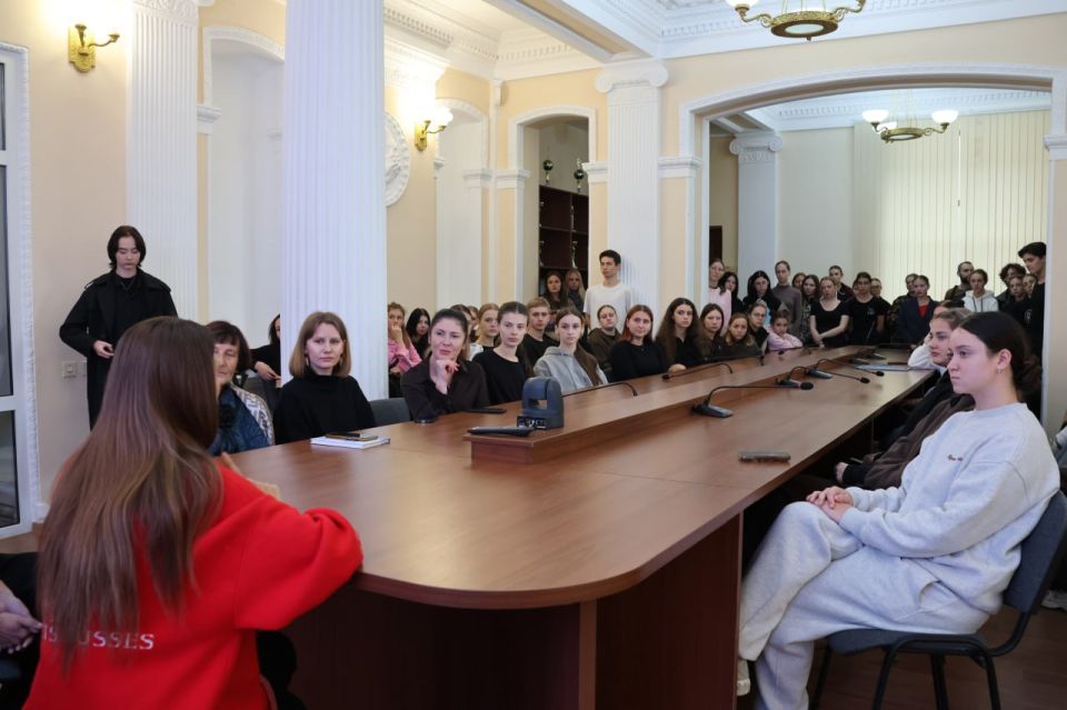 ����� �������� ������ ������� ���������� ������� � �������� ������������ ��������