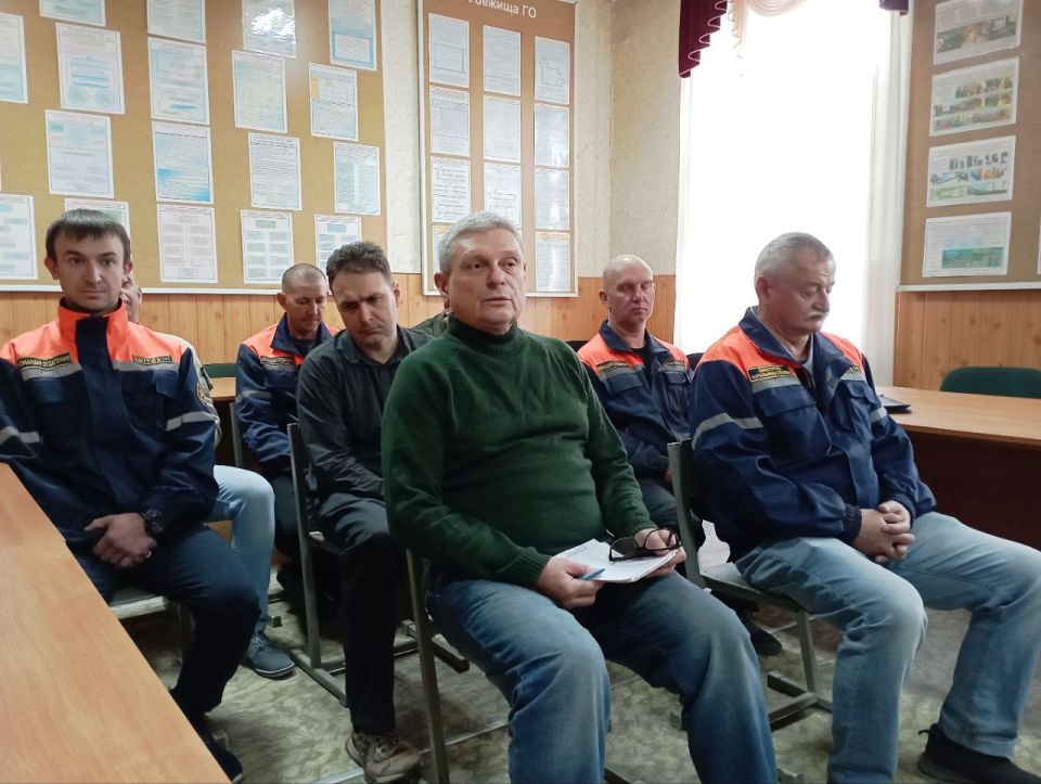 Яна Пащенко: Состоялось рабочее совещание с сотрудниками МКУ «Луганская аварийно-спасательная служба» Яна Пащенко: Состоялось рабочее совещание с сотрудниками МКУ «Луганская аварийно-спасательная служба»