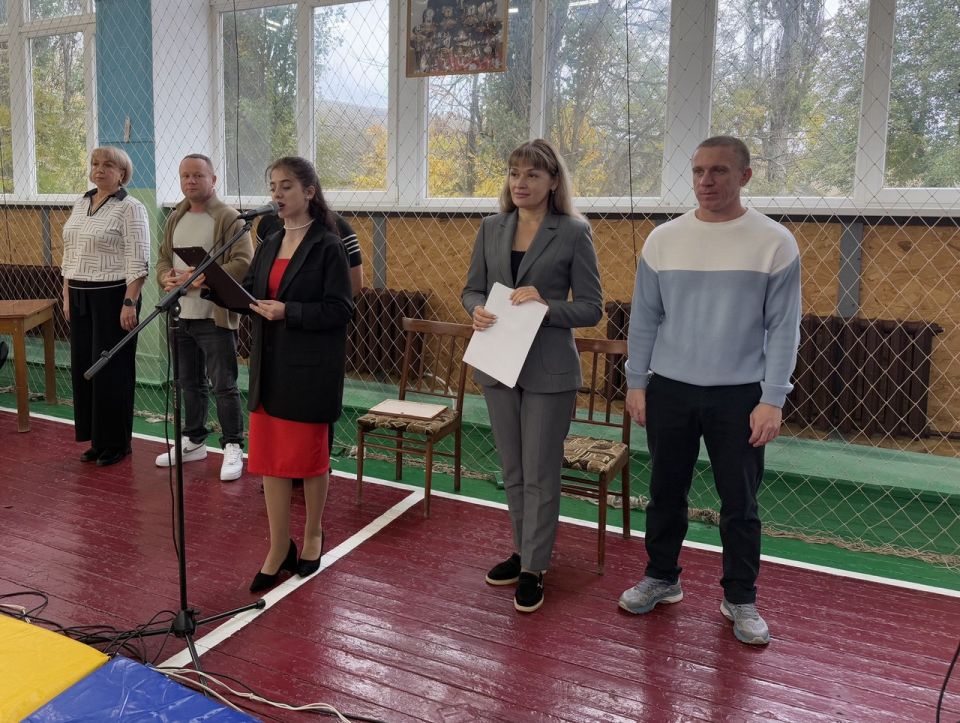 В Антраците состоялся Республиканский турнир по вольной борьбе памяти Мастера Спорта СССР Николая Дьяченко, в котором приняли участие 15 городов из ЛНР, ДНР и Ростовский области
