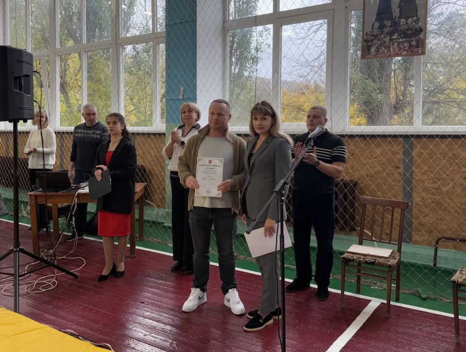 В Антраците состоялся Республиканский турнир по вольной борьбе памяти Мастера Спорта СССР Николая Дьяченко, в котором приняли участие 15 городов из ЛНР, ДНР и Ростовский области В Антраците состоялся Республиканский турнир по вольной борьбе памяти Мастера Спорта СССР Николая Дьяченко, в котором приняли участие 15 городов из ЛНР, ДНР и Ростовский области