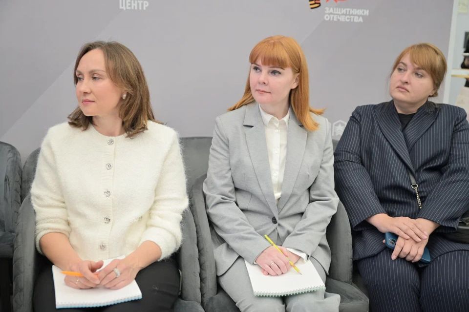 Дарья Лантратова: В Едином центре поддержки участников СВО и их близких дали старт Третьему Всероссийскому форуму «Женского движения Единой России» Дарья Лантратова: В Едином центре поддержки участников СВО и их близких дали старт Третьему Всероссийскому форуму «Женского движения Единой России»