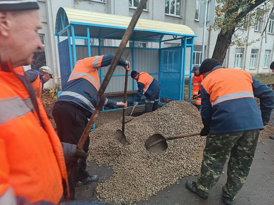 Для того, чтобы ожидание транспорта было более комфортным и безопасным! Для того, чтобы ожидание транспорта было более комфортным и безопасным!