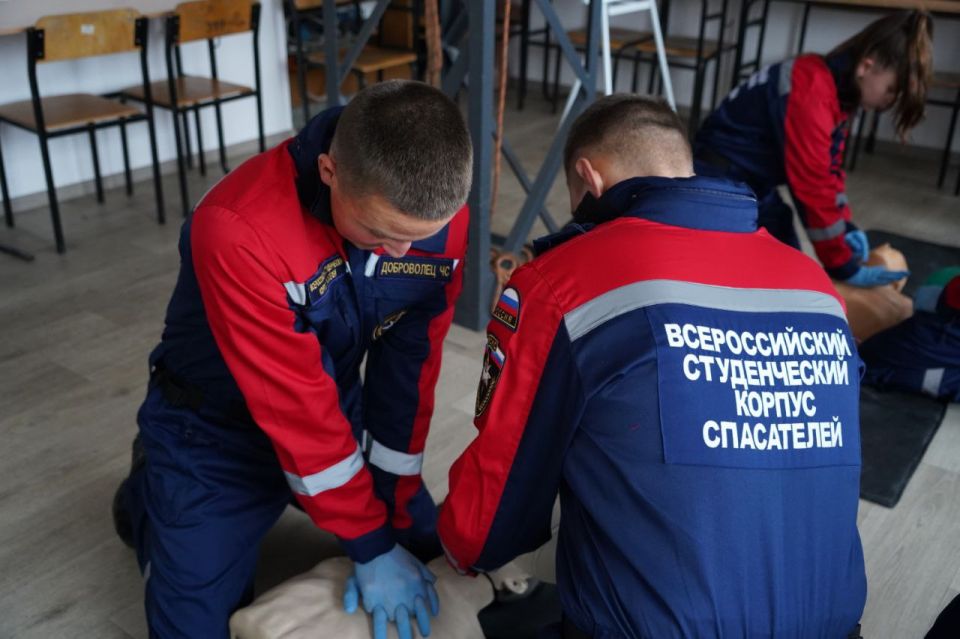 Дан старт курсу «Первоначальная подготовка добровольца ЧС» для добровольцев ССО «Ворошиловец-2» Дан старт курсу «Первоначальная подготовка добровольца ЧС» для добровольцев ССО «Ворошиловец-2»