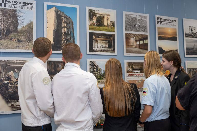 В казанском Квартале юстиции открылась фотовыставка о жизни городов Луганской Народной Республики В казанском Квартале юстиции открылась фотовыставка о жизни городов Луганской Народной Республики