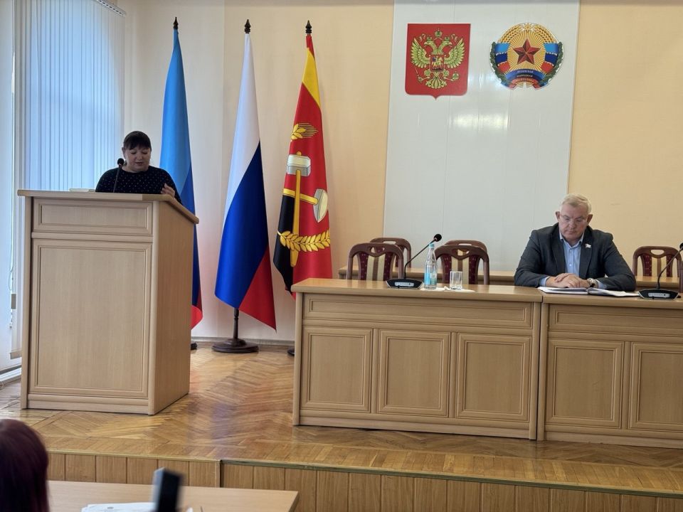 Владимир Шавлай: Состоялось совместное заседание постоянных комиссий по бюджетной, финансовой, налоговой и имущественной политике и по правовой политике и связям с общественностью Владимир Шавлай: Состоялось совместное заседание постоянных комиссий по бюджетной, финансовой, налоговой и имущественной политике и по правовой политике и связям с общественностью
