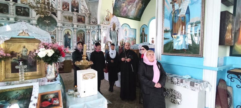 В преддверии праздника «Покров Пресвятой Владычицы нашей Богородицы и Приснодевы Марии» участницы женского клуба побывали в Храме Успения Пресвятой Богородицы В преддверии праздника «Покров Пресвятой Владычицы нашей Богородицы и Приснодевы Марии» участницы женского клуба побывали в Храме Успения Пресвятой Богородицы