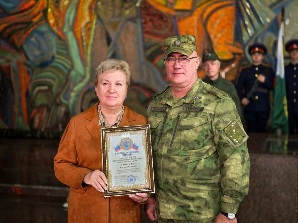 В Луганской Народной Республике курсанты и кадеты образовательных организаций Следственного комитета приняли торжественную клятву В Луганской Народной Республике курсанты и кадеты образовательных организаций Следственного комитета приняли торжественную клятву