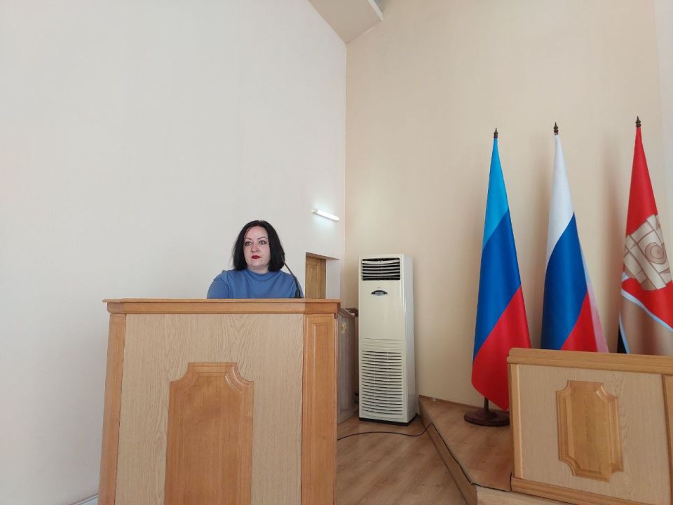 Сегодня состоялось очередное заседание депутатов Совета городского округа, в рабочей повестке - 13 вопросов, большая часть которых имущественные Сегодня состоялось очередное заседание депутатов Совета городского округа, в рабочей повестке - 13 вопросов, большая часть которых имущественные