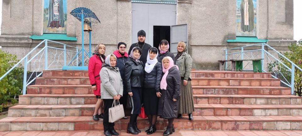 В преддверии праздника «Покров Пресвятой Владычицы нашей Богородицы и Приснодевы Марии» участницы женского клуба побывали в Храме Успения Пресвятой Богородицы В преддверии праздника «Покров Пресвятой Владычицы нашей Богородицы и Приснодевы Марии» участницы женского клуба побывали в Храме Успения Пресвятой Богородицы