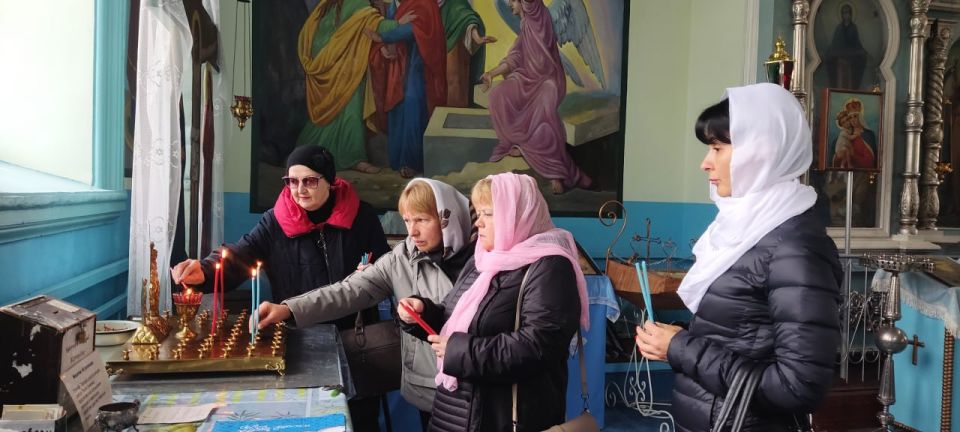 В преддверии праздника «Покров Пресвятой Владычицы нашей Богородицы и Приснодевы Марии» участницы женского клуба побывали в Храме Успения Пресвятой Богородицы В преддверии праздника «Покров Пресвятой Владычицы нашей Богородицы и Приснодевы Марии» участницы женского клуба побывали в Храме Успения Пресвятой Богородицы