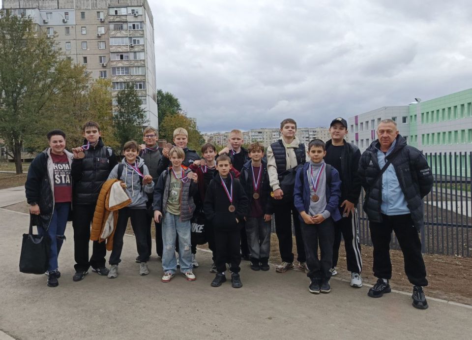 Алчевские спортсмены приняли участие в соревнованиях по баскетболу и турниру по боксу Алчевские спортсмены приняли участие в соревнованиях по баскетболу и турниру по боксу