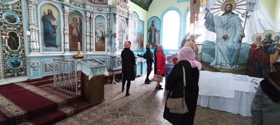 В преддверии праздника «Покров Пресвятой Владычицы нашей Богородицы и Приснодевы Марии» участницы женского клуба побывали в Храме Успения Пресвятой Богородицы В преддверии праздника «Покров Пресвятой Владычицы нашей Богородицы и Приснодевы Марии» участницы женского клуба побывали в Храме Успения Пресвятой Богородицы