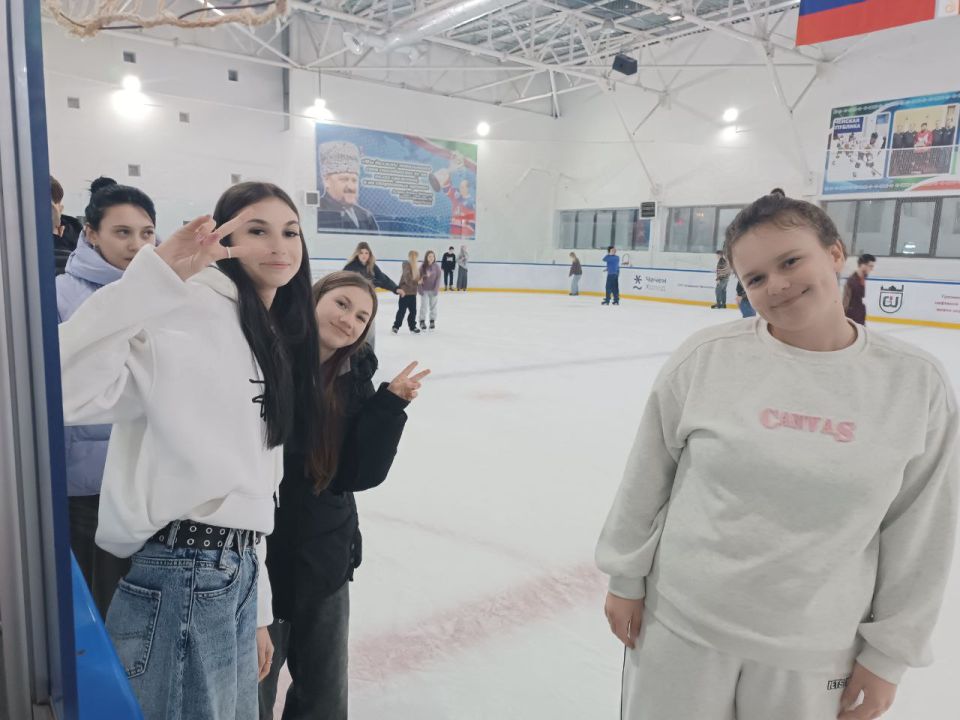 Андрей Рубанцов: Старшеклассники города Ровеньки проводят увлекательные будни, в рамках участия в профориентационном проекте «Университетские смены» в г. Грозный Андрей Рубанцов: Старшеклассники города Ровеньки проводят увлекательные будни, в рамках участия в профориентационном проекте «Университетские смены» в г. Грозный