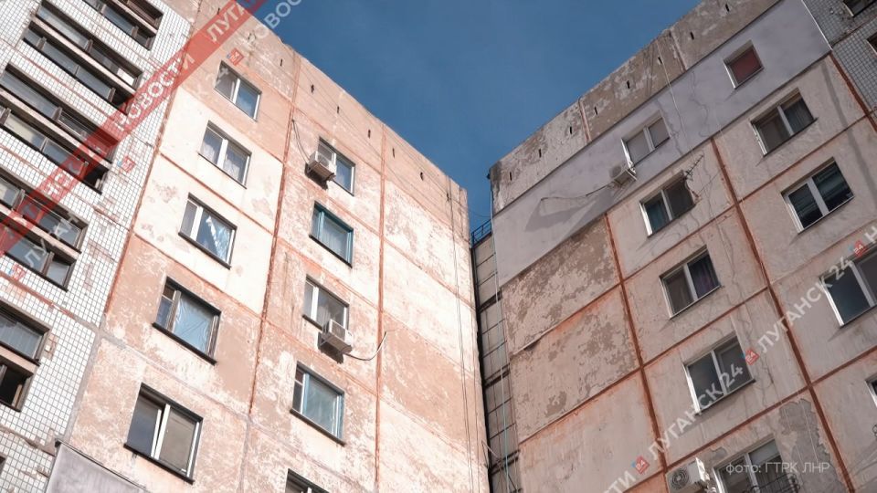 Порядка 300 многоквартирных жилых домов восстановят в ЛНР регионы-шефы в 2026 году