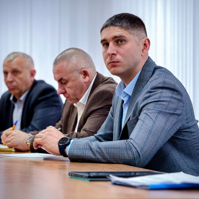 Финалист проекта «Герои Луганщины» продолжает проходить стажировку в органах исполнительной власти Финалист проекта «Герои Луганщины» продолжает проходить стажировку в органах исполнительной власти