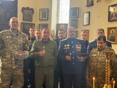 Луганские кадеты приняли участие в богослужении в честь праздника Покрова Пресвятой Богородицы Луганские кадеты приняли участие в богослужении в честь праздника Покрова Пресвятой Богородицы