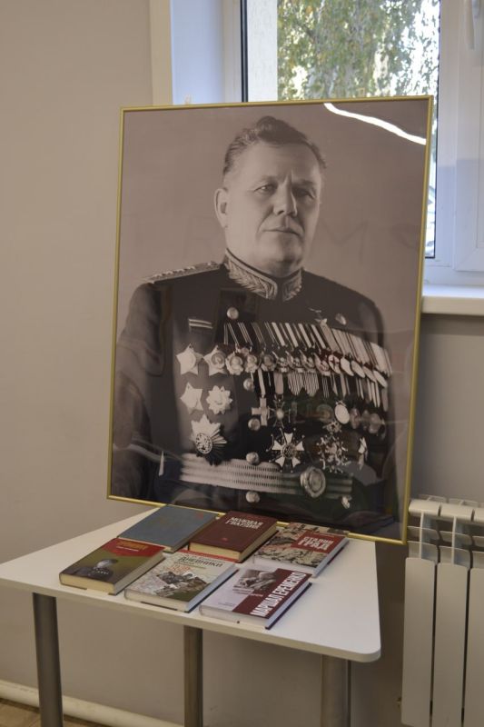 14 октября, ко Дню Рождения Маршала Советского Союза Ерёменко Андрея Ивановича был организован телемост между школьниками пгт 14 октября, ко Дню Рождения Маршала Советского Союза Ерёменко Андрея Ивановича был организован телемост между школьниками пгт