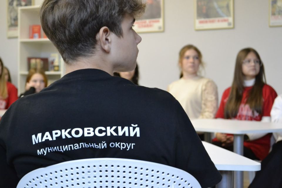 14 октября, ко Дню Рождения Маршала Советского Союза Ерёменко Андрея Ивановича был организован телемост между школьниками пгт 14 октября, ко Дню Рождения Маршала Советского Союза Ерёменко Андрея Ивановича был организован телемост между школьниками пгт