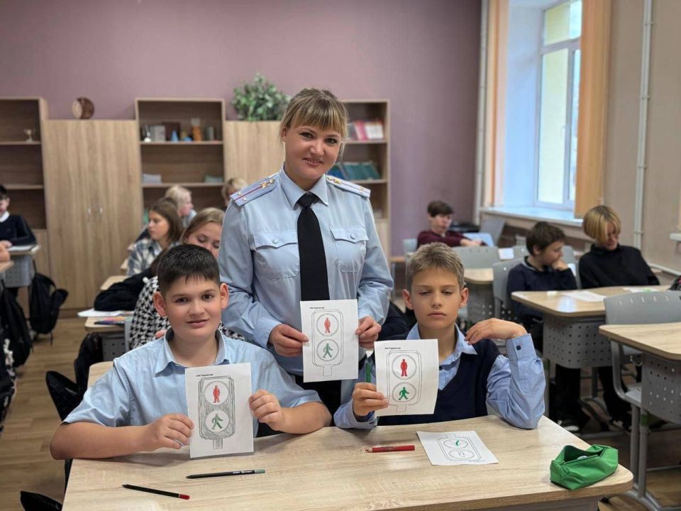 Сотрудники Госавтоинспекции из разных регионов РФ провели совместное профилактическое мероприятие Сотрудники Госавтоинспекции из разных регионов РФ провели совместное профилактическое мероприятие