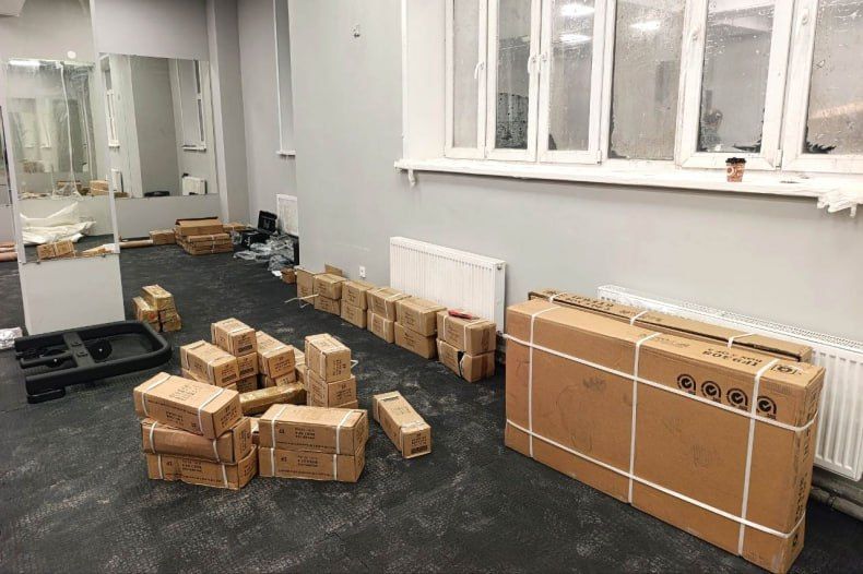 Красноярский край доставил тренажеры для занятий спортом в Червонопартизанский ДК Красноярский край доставил тренажеры для занятий спортом в Червонопартизанский ДК