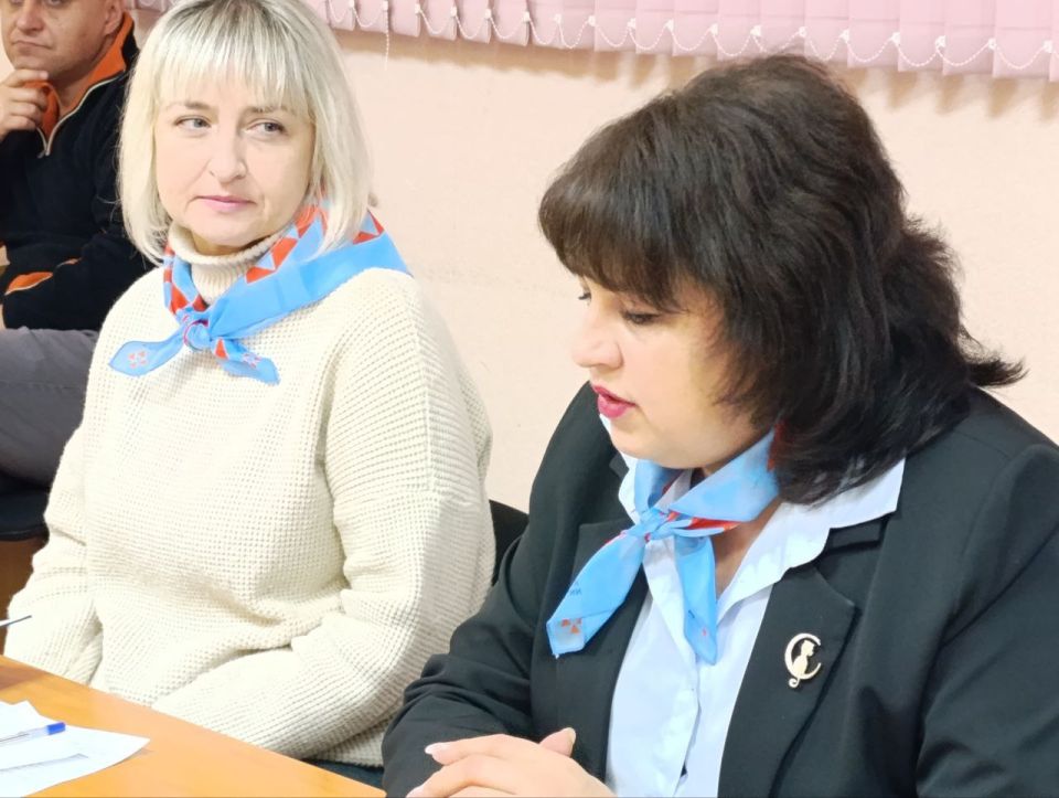 Круглый стол в городе Брянка Круглый стол в городе Брянка