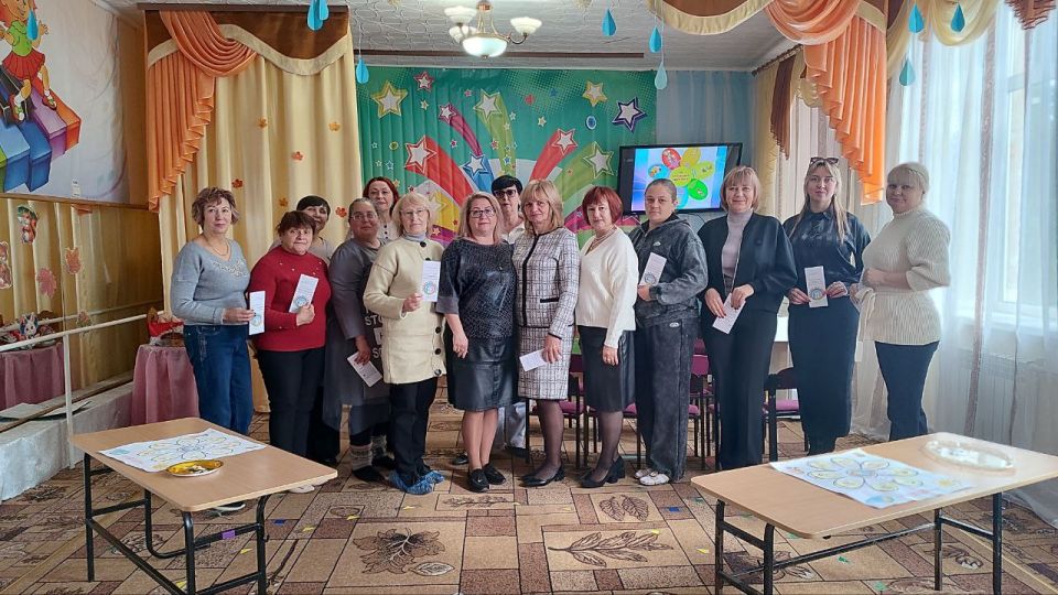 15 октября 2025 года в детском саду «Лучистый» прошло заседание муниципального методического объединения музыкальных руководителей